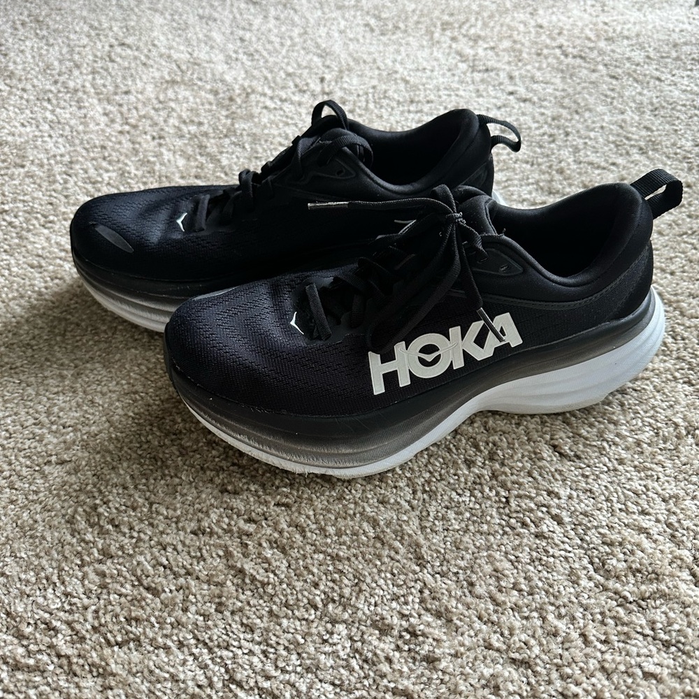 SUPER HOT AND STYLISH AUTHENTIC HOKA Shoes
